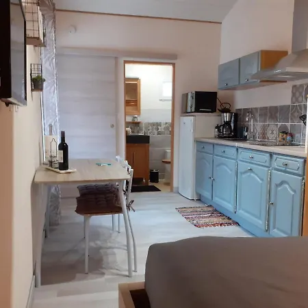 Independant Dans 펜션 *