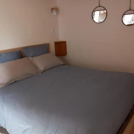 Independant Dans * Neffies