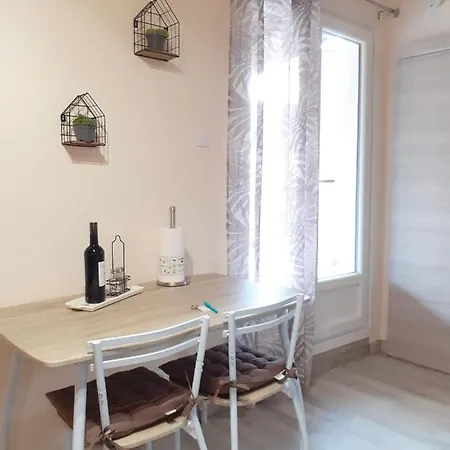 別荘 Independant Dans *